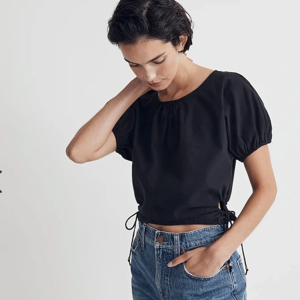 Madewell Embroidered Poplin Puff-Sleeve Cutout Crop Top true black